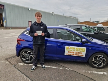 Sebastian Webber- Illingworth<br />
<br />
Congratulations to Sebastian on passing his Manual Practical driving test First Time Today Monday 8th Jan 2024 .at Leighton Buzzard Test Centre with some help from Milton Keynes school of motoring and our instructor Mark, wish Sebastian all the very best for his driving and thank you for using Milton Keynes school of motoring as your training provider.<br />
www.mksom.c